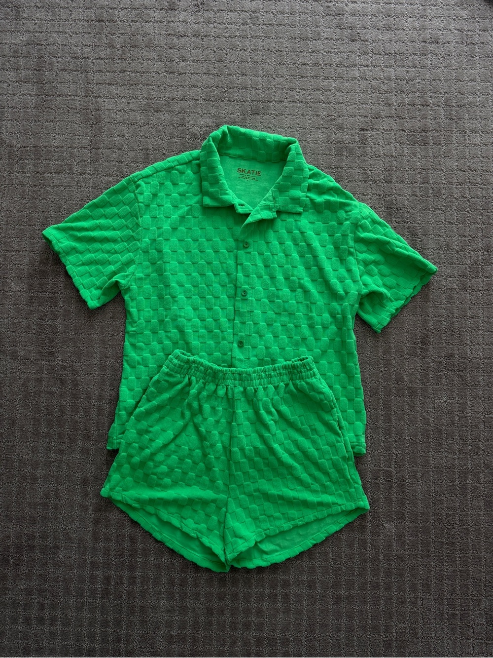 Skatie Bright Green Textured Swim Coverup Set - Picture 2 of 4